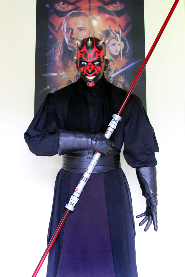 donald duck darth maul statue